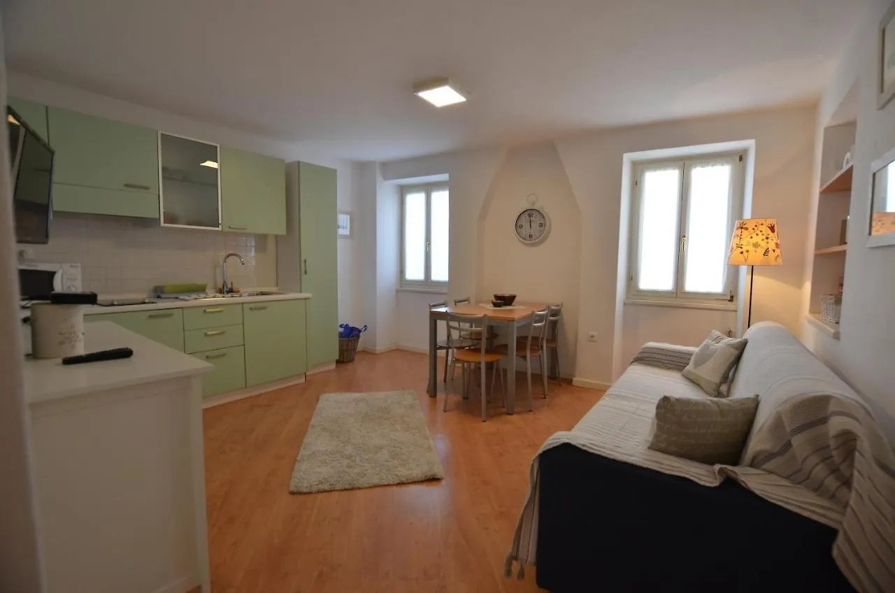Stella 2 Sea view Apartment Rovigno Croazia